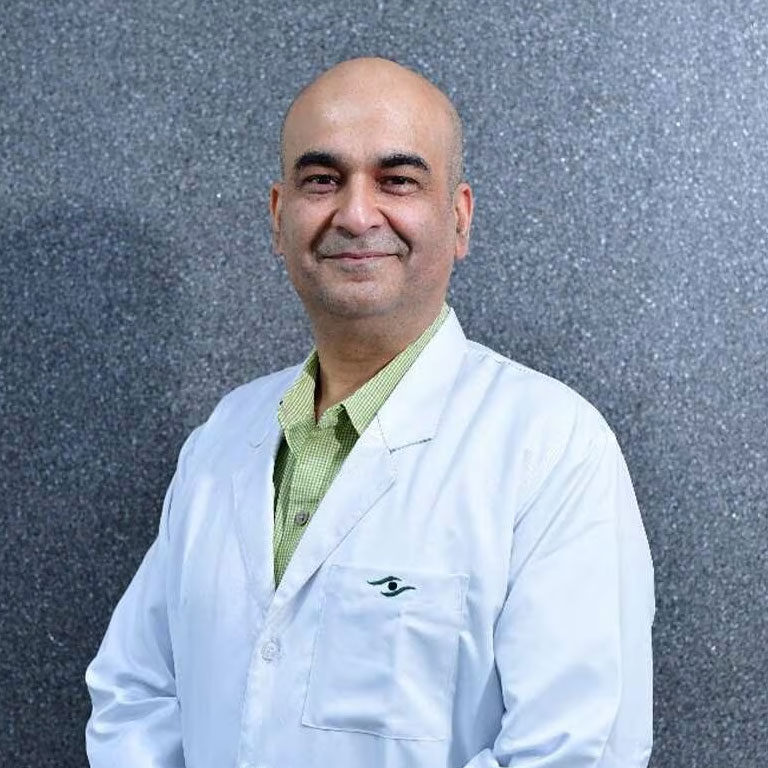 Dr. Kamal B Kapur - Ophthalmologist in Delhi - Sharp Sight Centre