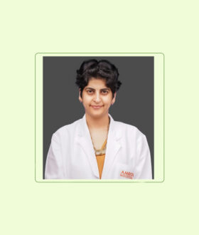 Dr. Shiveta Razdan: Breast Oncologist & Oncoplastic Surgeon